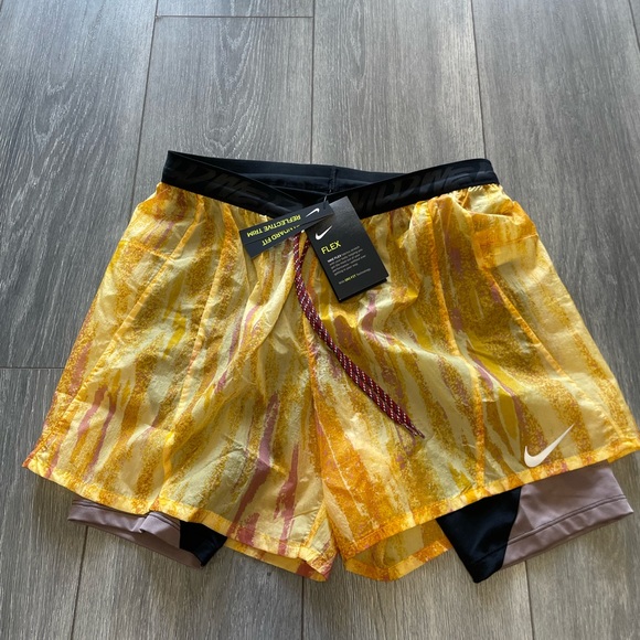 Nike mens wild run running shorts with compression - Picture 1 of 8